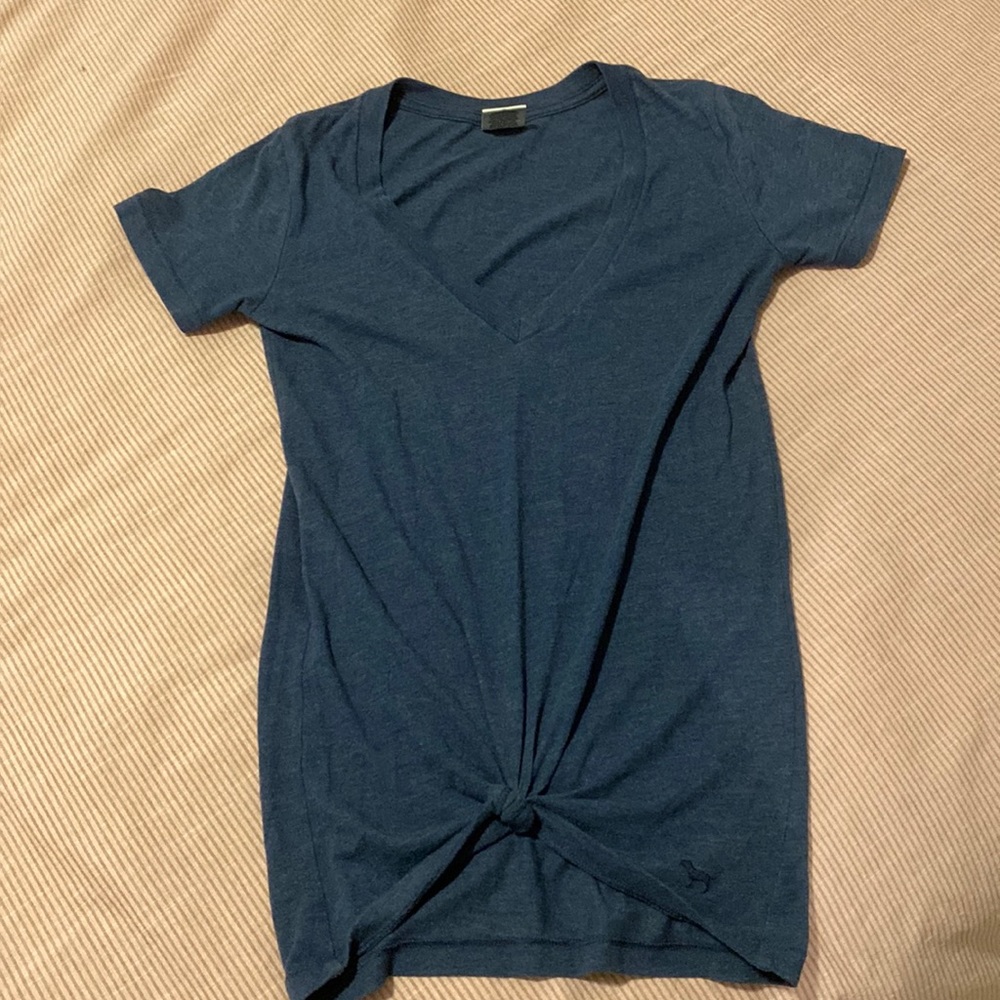 Navy top